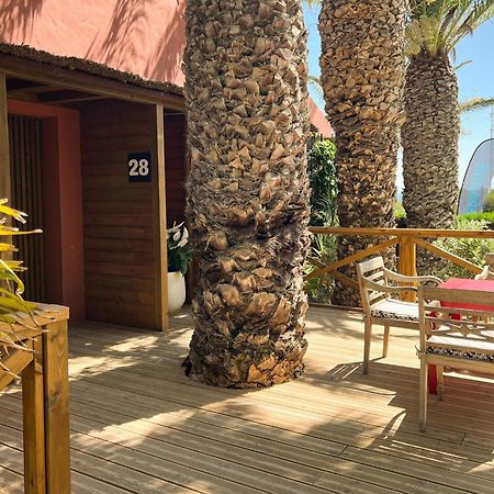 100% Fun Hotel Tarifa Exterior foto